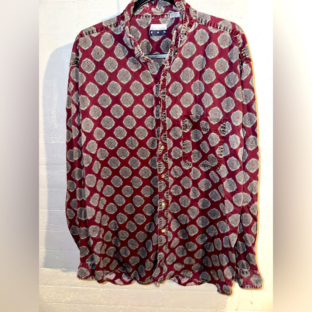 Maroon shirt with special print